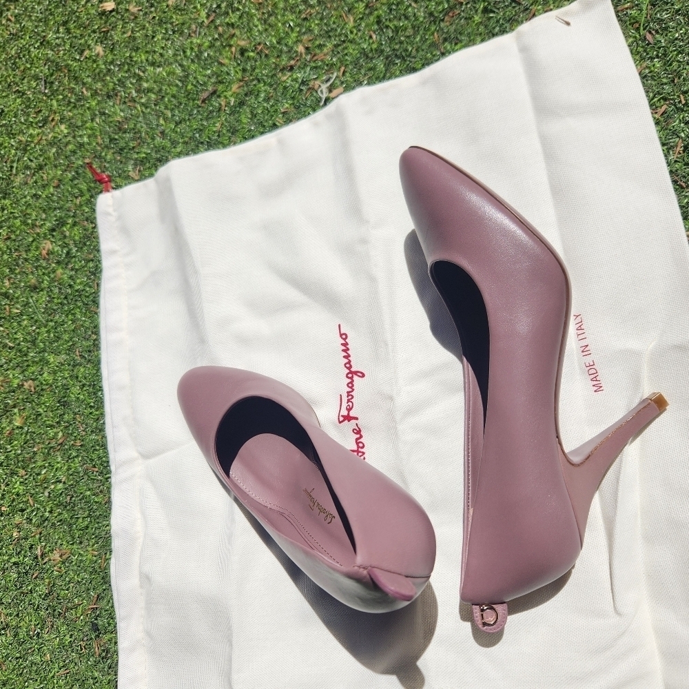 NWB Ferragamo Heels - Picture 6 of 12